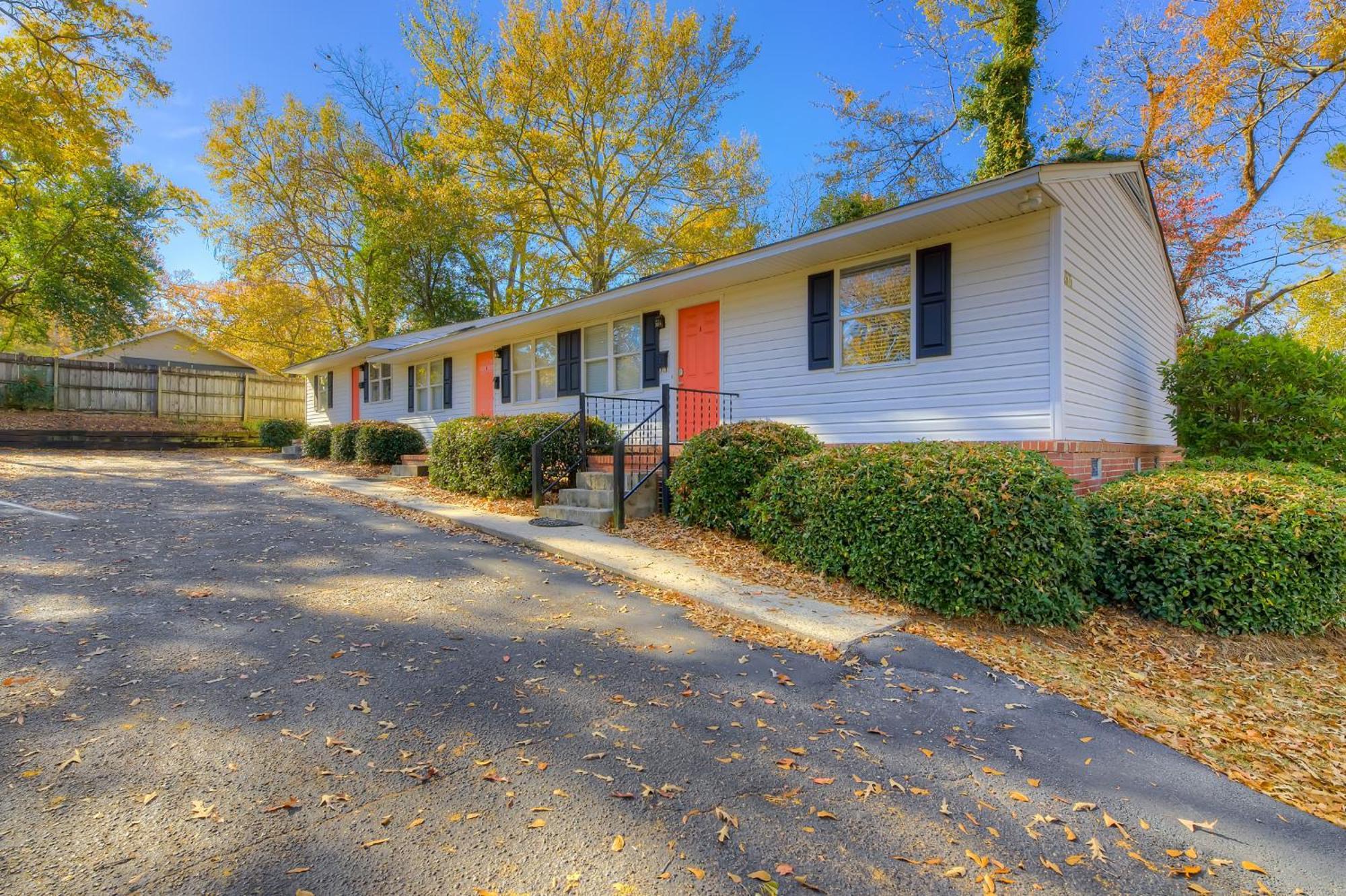 Comfy And Convenient Condo Columbia Exterior photo